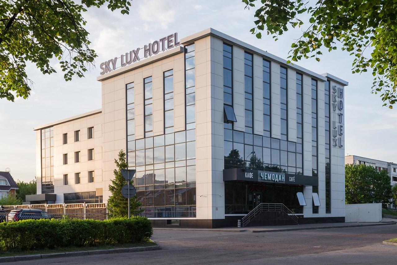 Снять Отель Sky Lux Hotel&Spa в городе Набережные Челны