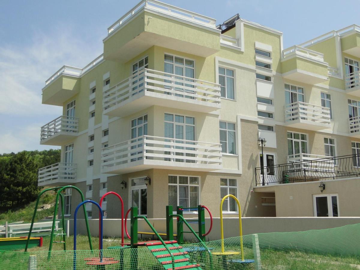 Дом отдыха спорт. Спорт Анапа Супсех. База отдыха спорт Анапа Супсех. Анапа Супсех спортивная база. База отдыха спорт Супсех Яблоневая 5.