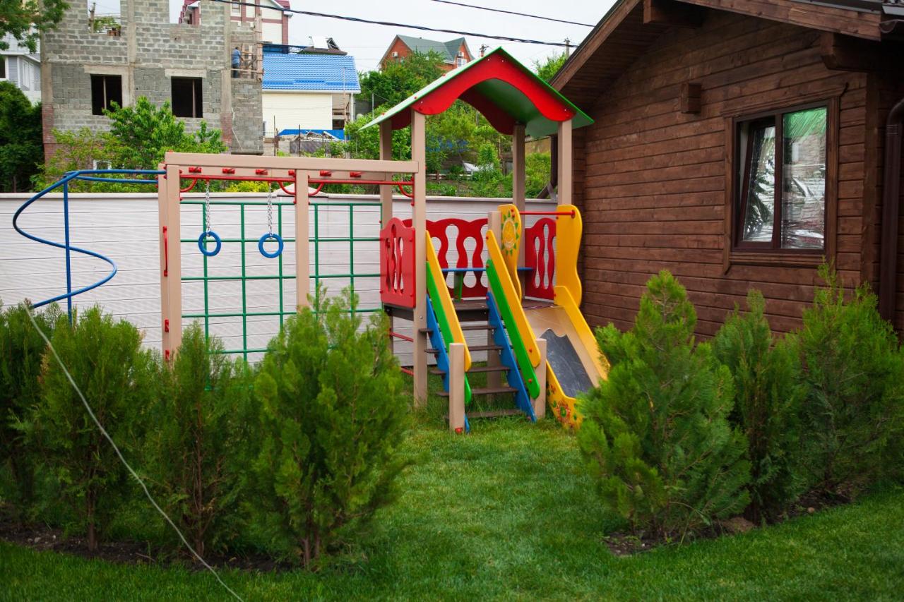 База отдыха домики агой. Агой гостевой дом. Гостевой дом «Agoy rest House». Агой для детей. Домики Агой.