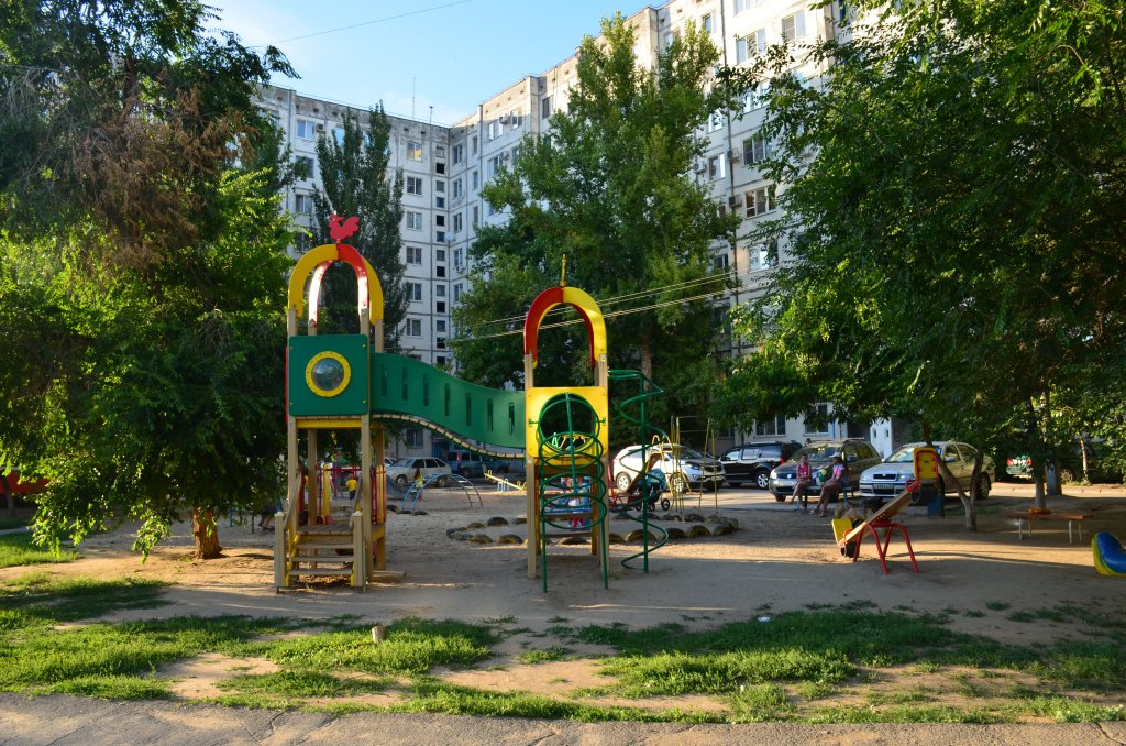 Снять волжском. Парк на Александрова Волжский фото.